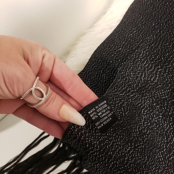 Large head scarf wrap fringe sparkle winter coveri - Picture 4 of 5